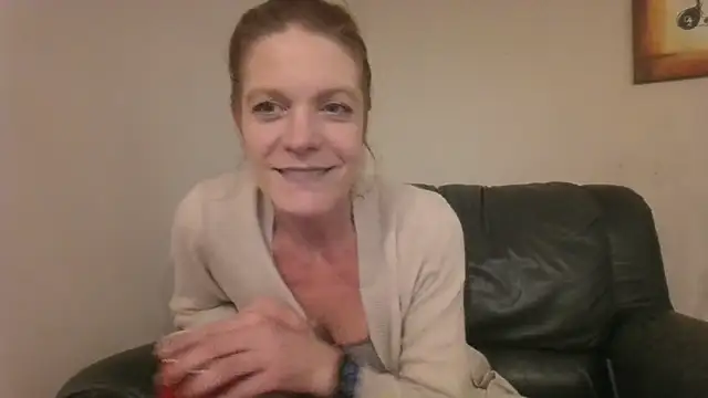 Snapshot of AddieAssets chatting on 22, 9, 2025 AddieAssets online show from 22, 9, 2025