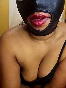 Snapshot of yourdirtyslut69 chatting on 14, 12, 2024 yourdirtyslut69 online show from 14, 12, 2024