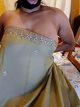 Snapshot of yourdirtyslut69 chatting on 19, 3, 2025 yourdirtyslut69 online show from 19, 3, 2025