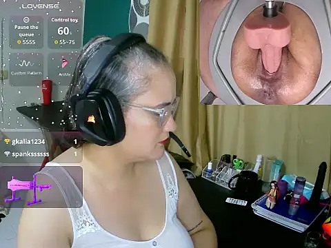 Snapshot of lolalicious_7583 chatting on 2, 3, 2026 lolalicious 7583 online show from 2, 3, 2026