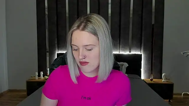 Snapshot of _Sarah_Soul_ chatting on 4, 1, 2025 Sarah Soul online show from 4, 1, 2025