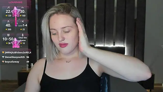 Snapshot of _Sarah_Soul_ chatting on 8, 1, 2025 Sarah Soul online show from 8, 1, 2025