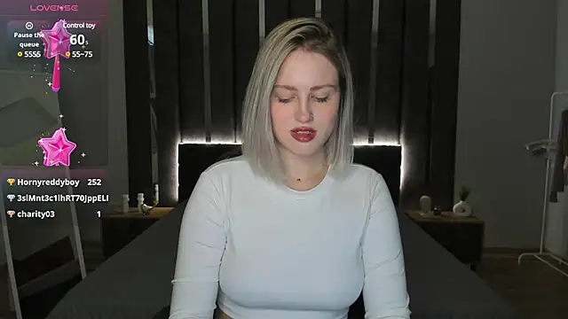 Snapshot of _Sarah_Soul_ chatting on 4, 2, 2025 Sarah Soul online show from 4, 2, 2025