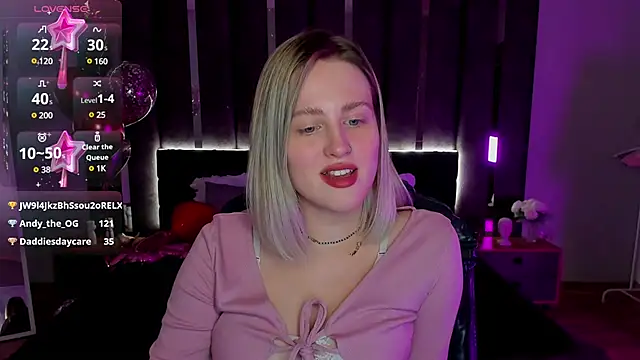 Snapshot of _Sarah_Soul_ chatting on 1, 3, 2025 Sarah Soul online show from 1, 3, 2025