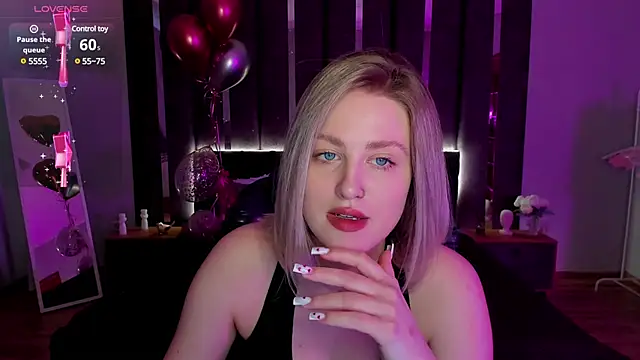 Snapshot of _Sarah_Soul_ chatting on 12, 3, 2025 Sarah Soul online show from 12, 3, 2025