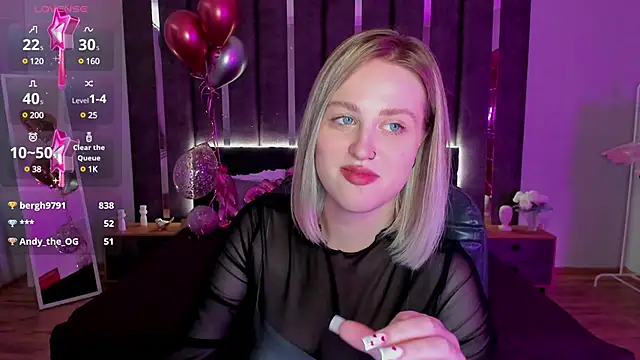 Snapshot of _Sarah_Soul_ chatting on 12, 3, 2025 Sarah Soul online show from 12, 3, 2025