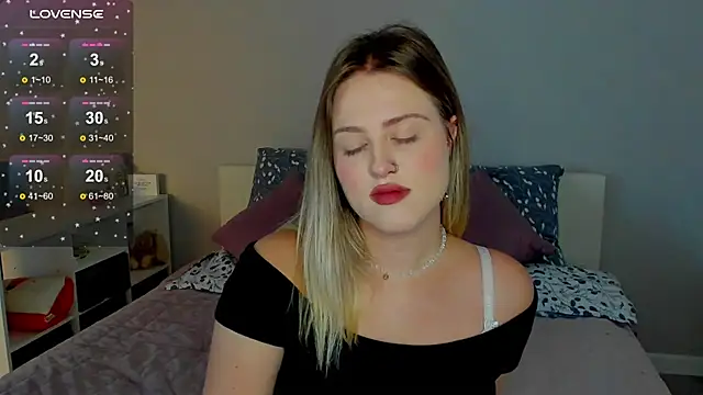 Snapshot of _Sarah_Soul_ chatting on 9, 9, 2025 Sarah Soul online show from 9, 9, 2025
