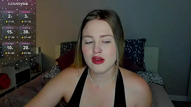 Snapshot of _Sarah_Soul_ chatting on 10, 9, 2025 Sarah Soul online show from 10, 9, 2025