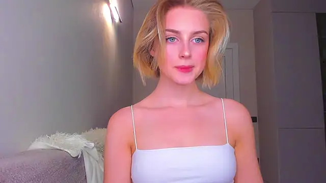 Snapshot of pretty_girlnextdoor chatting on 3, 3, 2025 pretty girlnextdoor online show from 3, 3, 2025