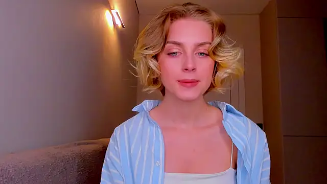 Snapshot of pretty_girlnextdoor chatting on 9, 3, 2025 pretty girlnextdoor online show from 9, 3, 2025