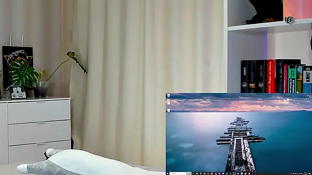 callmetori online show from 30, 12, 2024