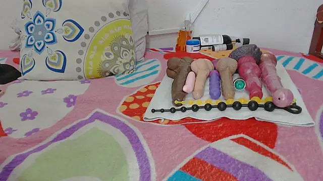 Snapshot of gina_lis chatting on 16, 12, 2024 gina lis online show from 16, 12, 2024