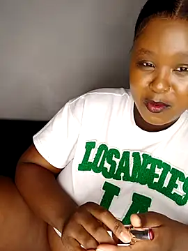 Dark Berry 26 online show from 17, 3, 2026