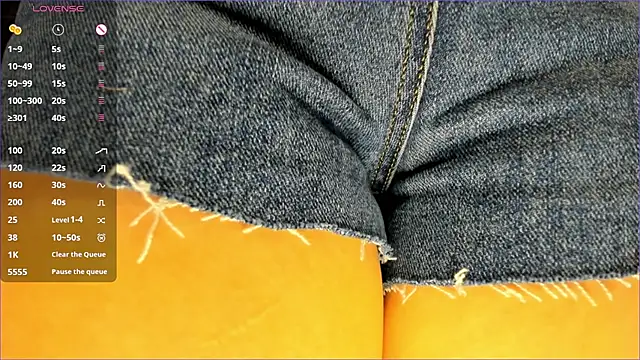 Snapshot of Xiao_Mei_ chatting on 27, 10, 2025 Xiao Mei online show from 27, 10, 2025