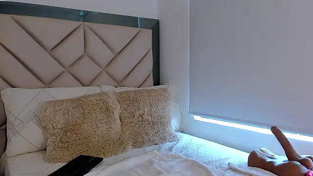 alexa tobar online show from 1, 11, 2025