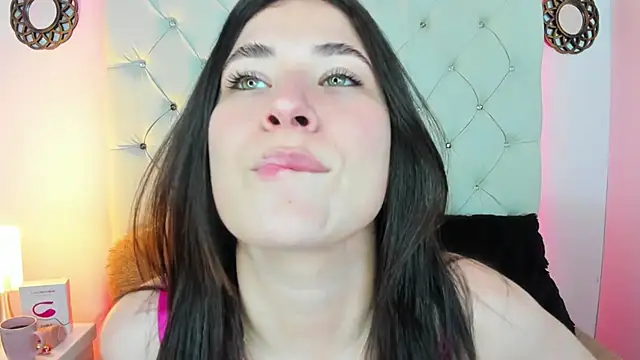 Snapshot of ValeryLovee chatting on 6, 12, 2024 ValeryLovee online show from 6, 12, 2024