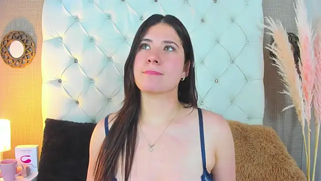 Snapshot of ValeryLovee chatting on 3, 2, 2025 ValeryLovee online show from 3, 2, 2025