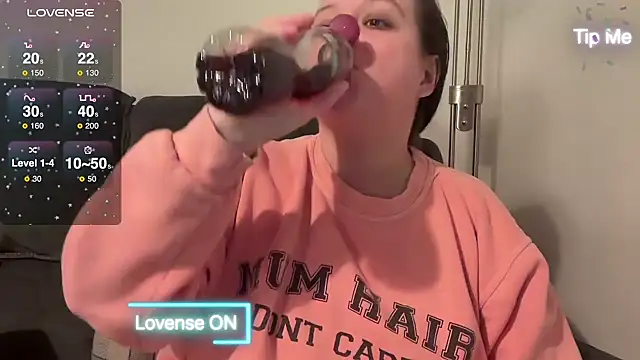 Snapshot of NaughtyWifeUK chatting on 7, 2, 2025 NaughtyWifeUK online show from 7, 2, 2025