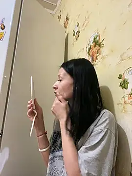 Snapshot of Starry_Siren chatting on 2, 2, 2025 Starry Siren online show from 2, 2, 2025