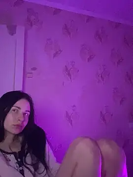 Snapshot of Starry_Siren chatting on 8, 10, 2025 Starry Siren online show from 8, 10, 2025