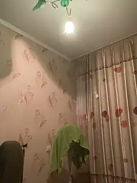 Snapshot of Starry_Siren chatting on 11, 11, 2025 Starry Siren online show from 11, 11, 2025