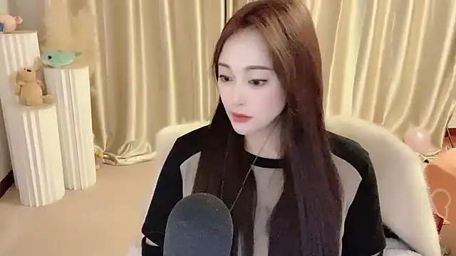 Daisy-77 online show from 31, 1, 2025