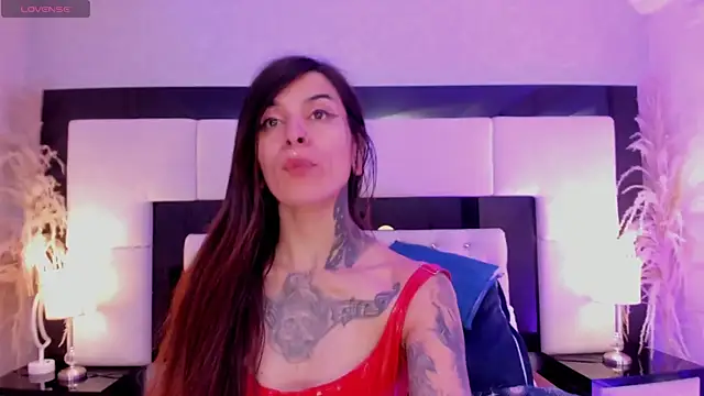 Maddissonlove online show from 24, 2, 2025