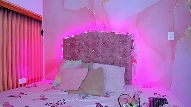 Snapshot of Daisy__rose chatting on 20, 3, 2025 Daisy rose online show from 20, 3, 2025