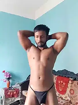 Snapshot of HunkyAriyan chatting on 3, 2, 2025 HunkyAriyan online show from 3, 2, 2025