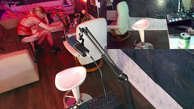 Doggyray44 online show from 21, 12, 2024