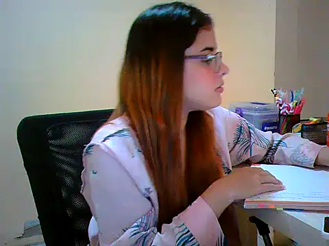 maliamiller online show from 29, 10, 2025