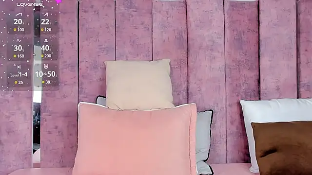 AshlieRoberts online show from 26, 1, 2025