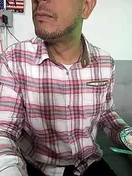 Snapshot of latinmartin73 chatting on 10, 2, 2025 latinmartin73 online show from 10, 2, 2025
