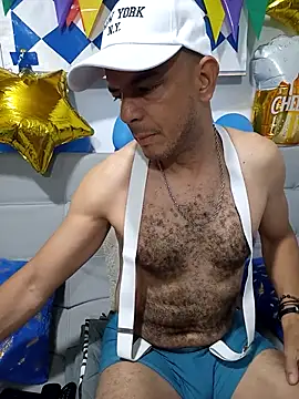 Snapshot of latinmartin73 chatting on 27, 9, 2025 latinmartin73 online show from 27, 9, 2025