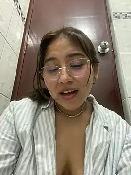 Snapshot of kittyfresita chatting on 9, 1, 2025 kittyfresita online show from 9, 1, 2025