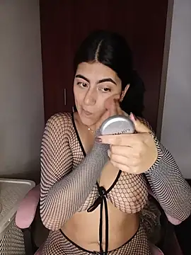 miakhalifaaa  online show from 26, 2, 2026