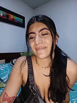 Snapshot of miakhalifaaa_ chatting on 17, 6, 2026 miakhalifaaa online show from 17, 6, 2026