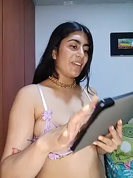 Snapshot of miakhalifaaa_ chatting on 16, 7, 2026 miakhalifaaa online show from 16, 7, 2026