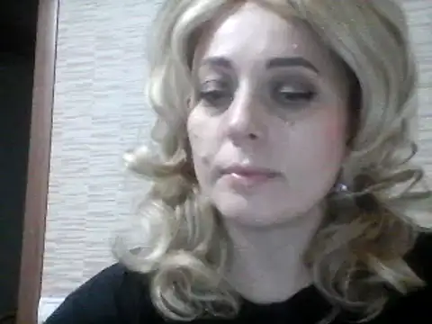 Snapshot of SweetCandy356 chatting on 10, 12, 2024 SweetCandy356 online show from 10, 12, 2024