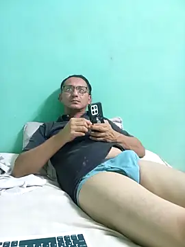 Andresguz35 online show from 19, 3, 2026