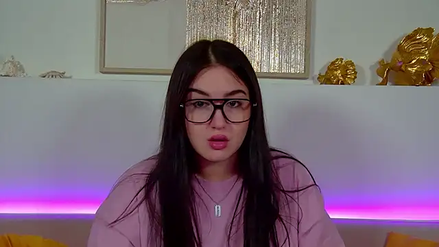 ChristinaMilton online show from 7, 11, 2025