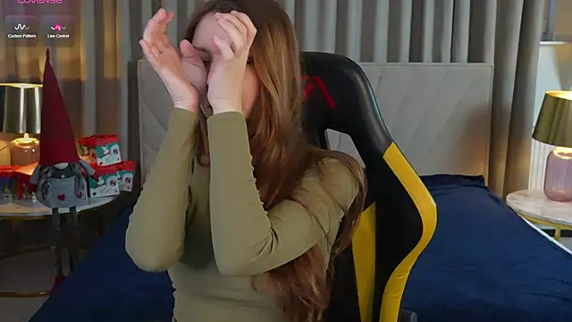 Michelle 054 online show from 8, 1, 2025