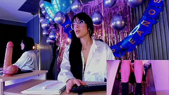 aura-baker online show from 8, 3, 2025