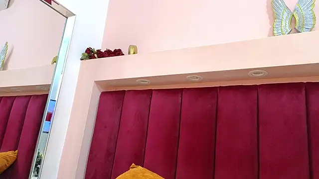 JESSYCORTES online show from 17, 3, 2025