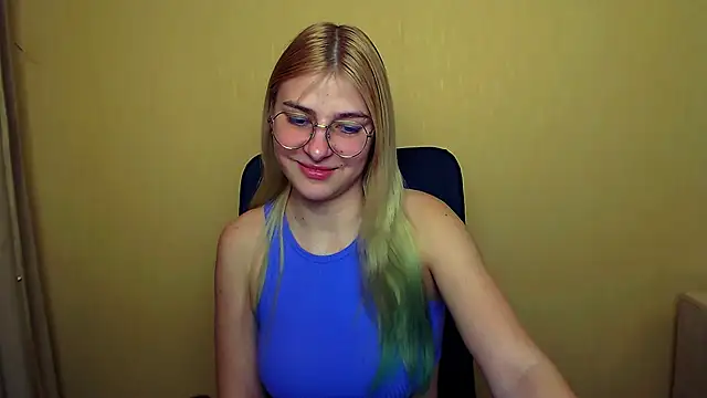 Snapshot of Luna_Lush_ chatting on 31, 1, 2025 Luna Lush online show from 31, 1, 2025