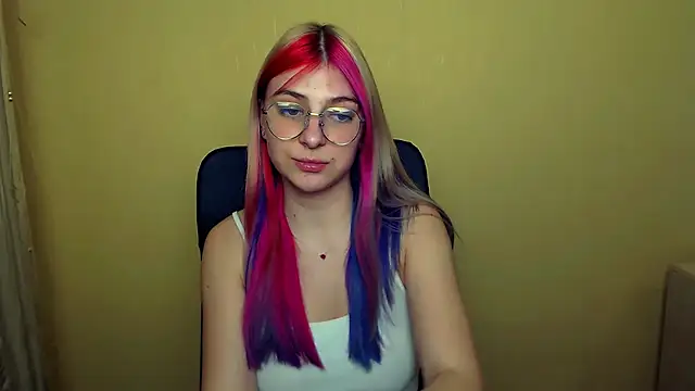 Snapshot of Luna_Lush_ chatting on 1, 3, 2025 Luna Lush online show from 1, 3, 2025