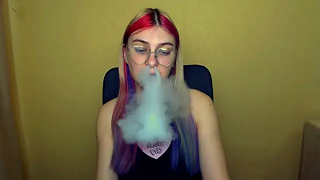 Snapshot of Luna_Lush_ chatting on 14, 3, 2025 Luna Lush online show from 14, 3, 2025