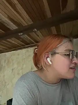 SophiaWeestt99 online show from 6, 10, 2025