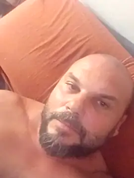 Snapshot of Javierchico chatting on 7, 8, 2026 Javierchico online show from 7, 8, 2026