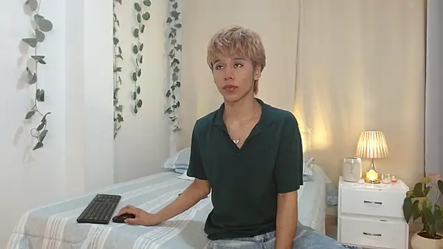 Tommyfoxboy online show from 29, 1, 2025